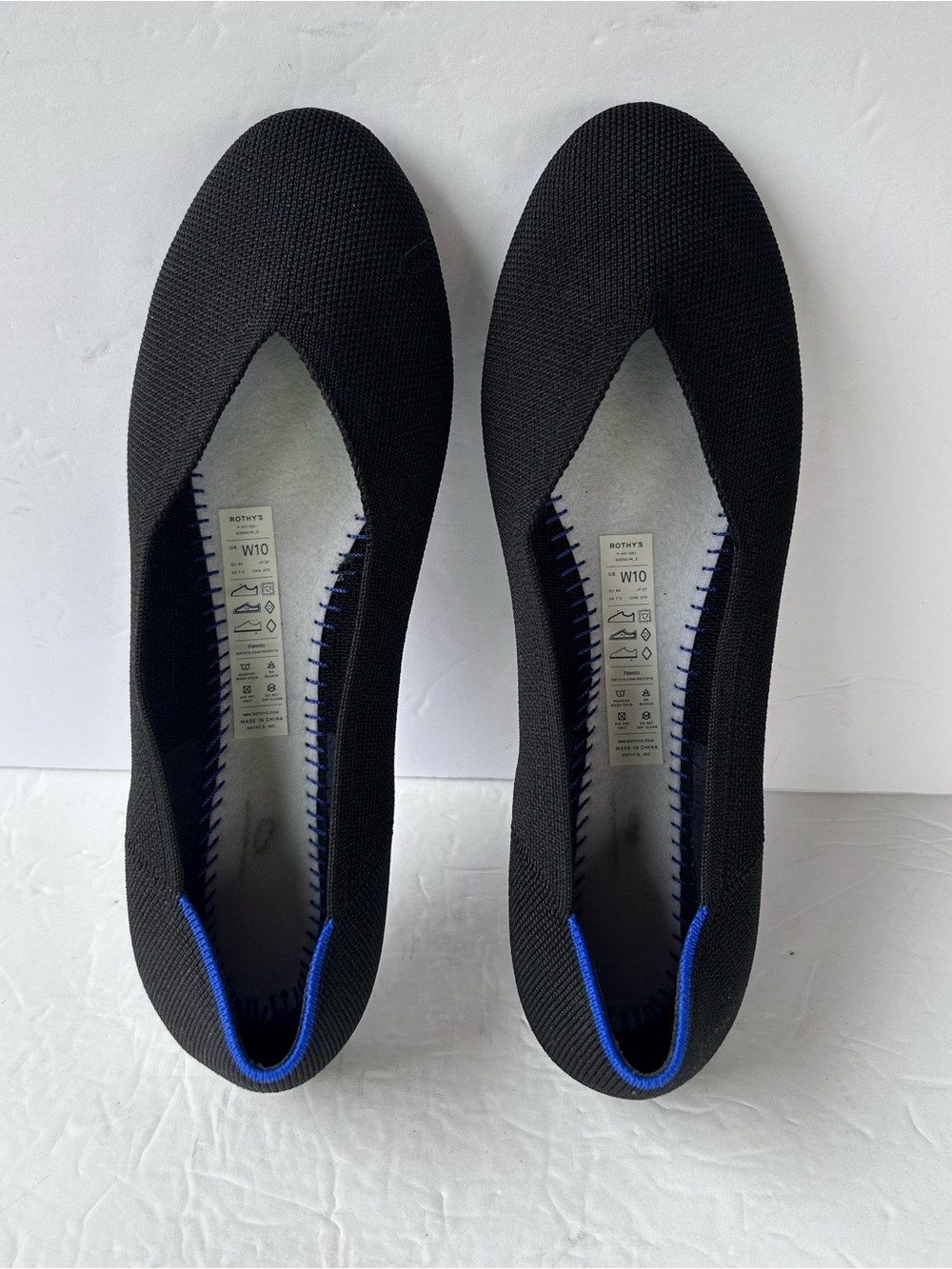 Rothy's Black Knit Flats Round Toe Blue Trim Size 10 No Insoles